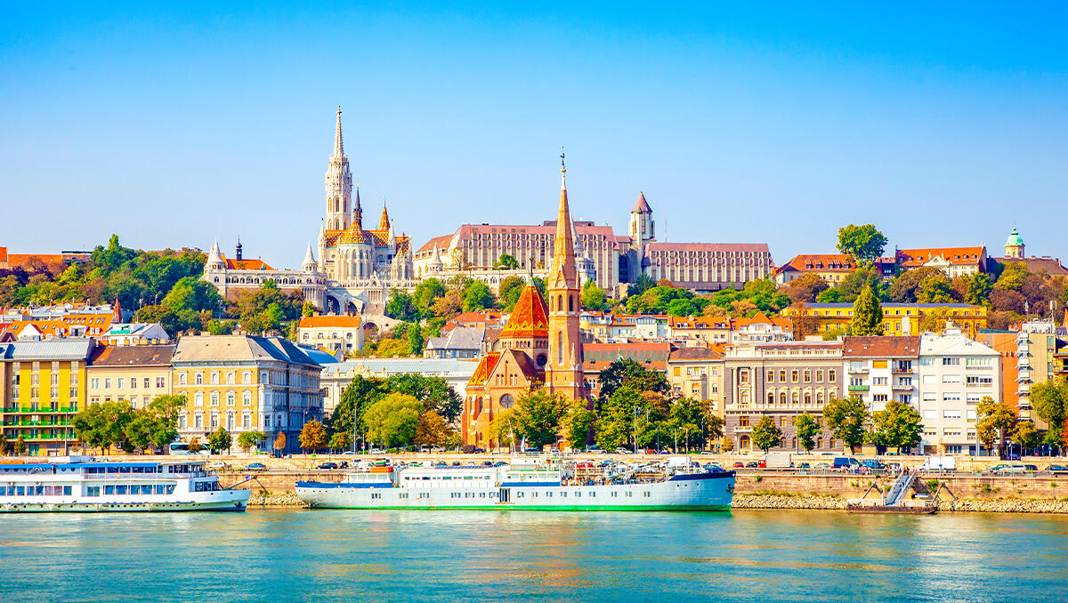 Budapest MegaCombo Tickets: Szechenyi Spa, HoHo & Cruise